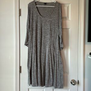 Torrid Plus Size Gray Sweater Knit Midi Dress Size 3
